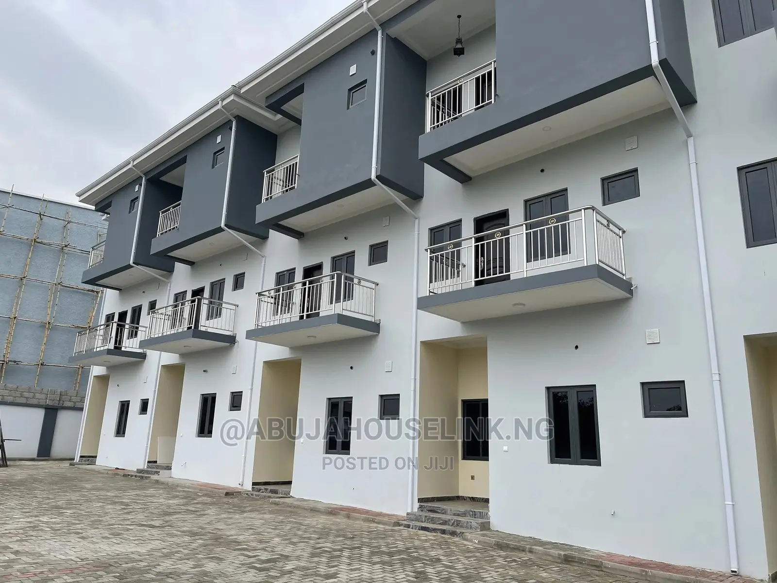 Furnished 4bdrm Duplex in Guzape Abuja for sale