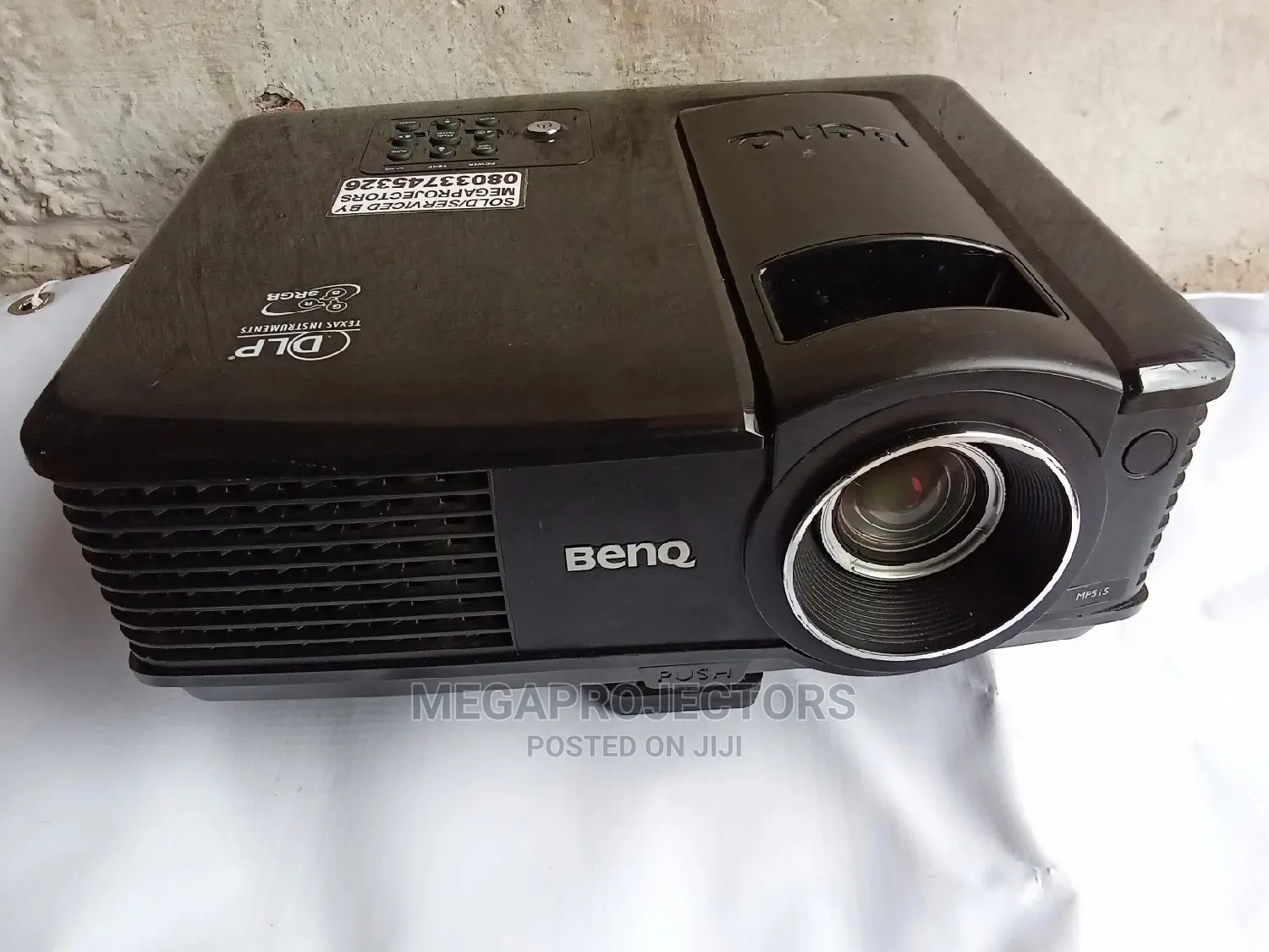 Portable and Easy to Use Fairly Used Benq MP515 Projector