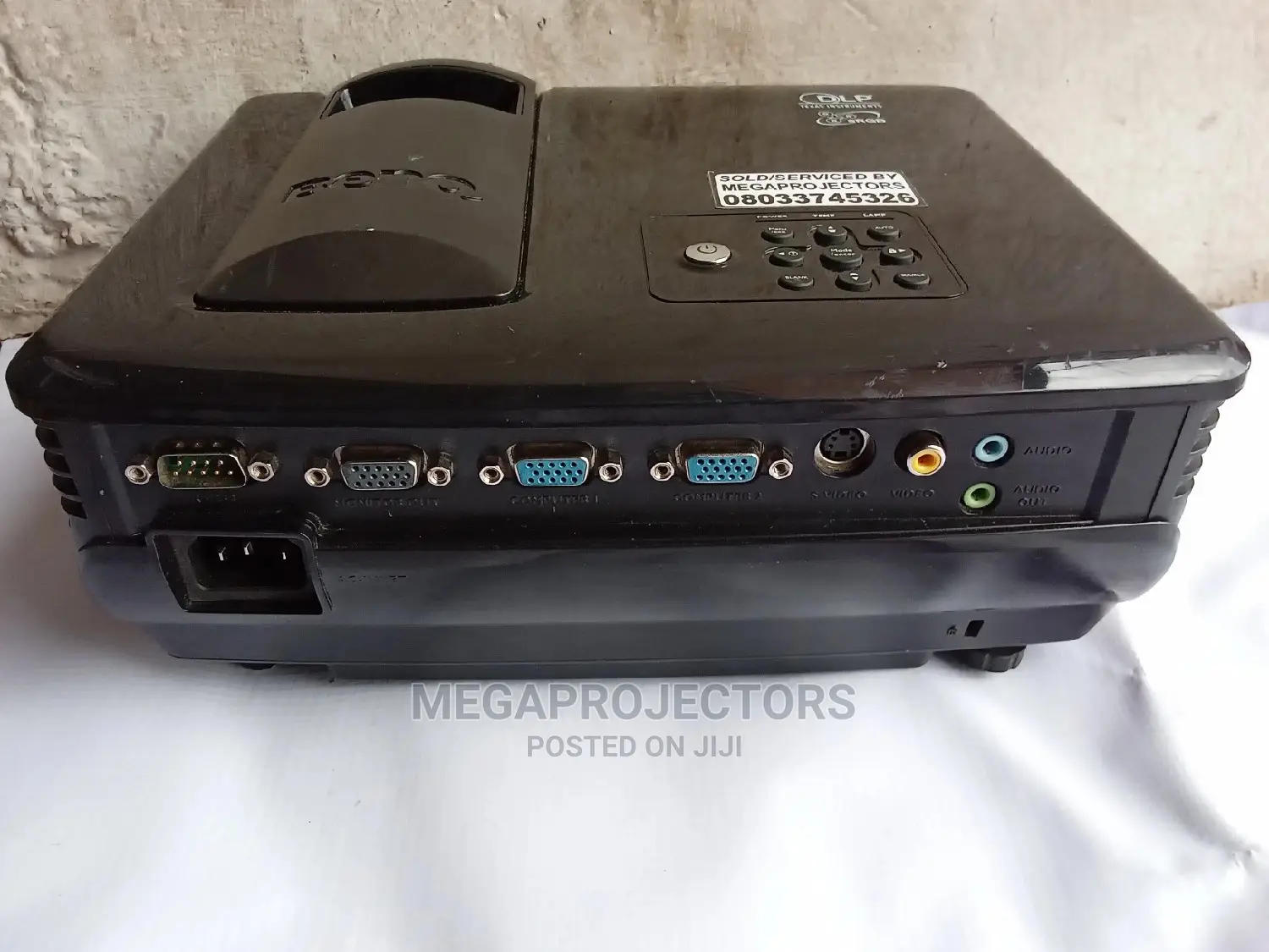 Portable and Easy to Use Fairly Used Benq MP515 Projector