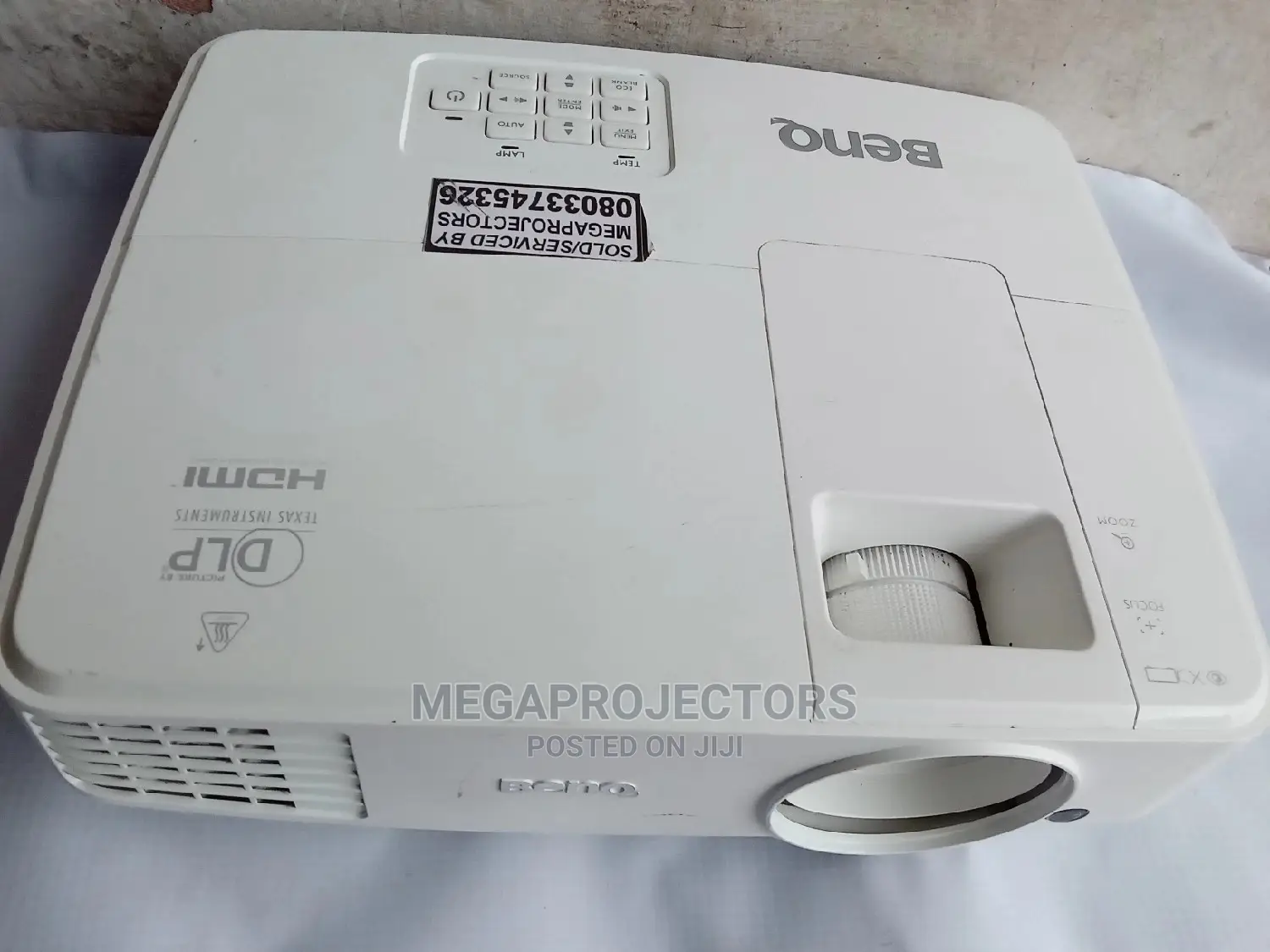 Whitish and Beautiful Benq TW523P at the Best Price