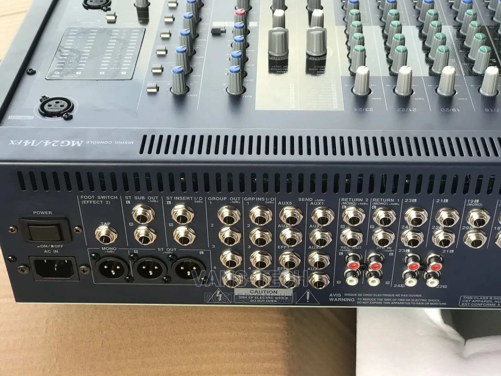 24 Channels Mixer