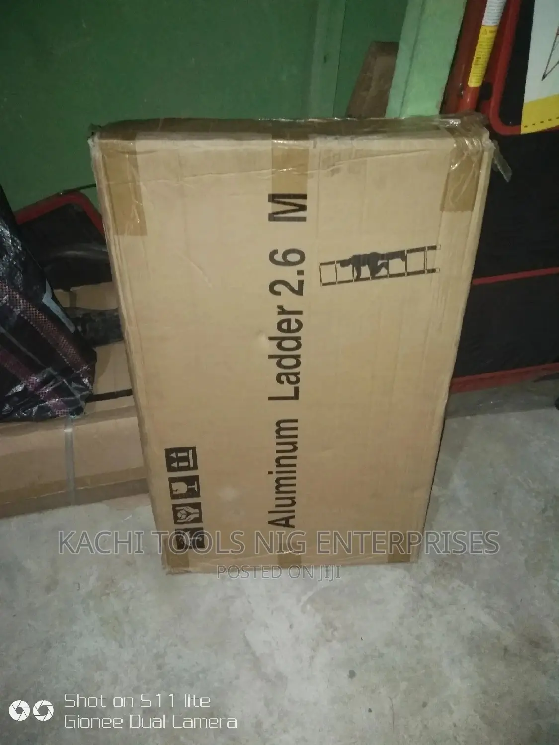 (9 Steps) 2 .6 Aluminum Ladder