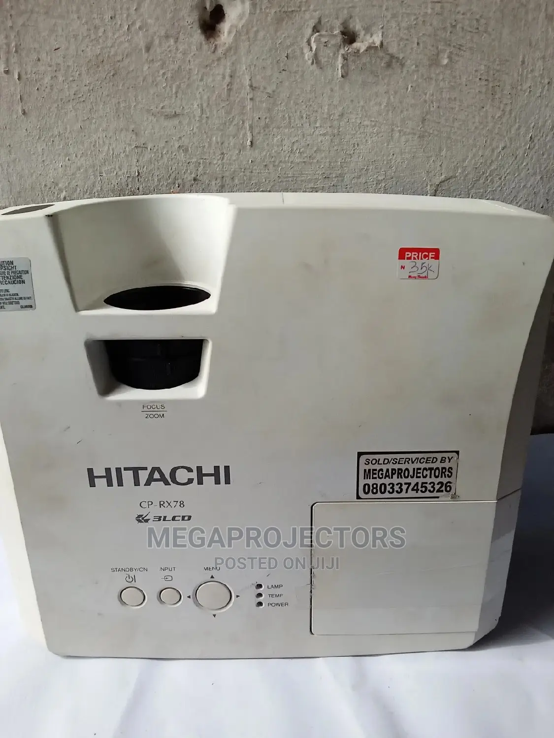 HITACHI Projector With Wide Image for Sale