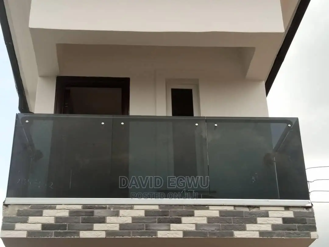 Glass Rail
