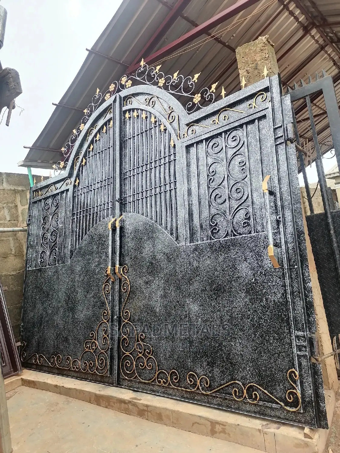 Luxury Palace Standard Swing Gate