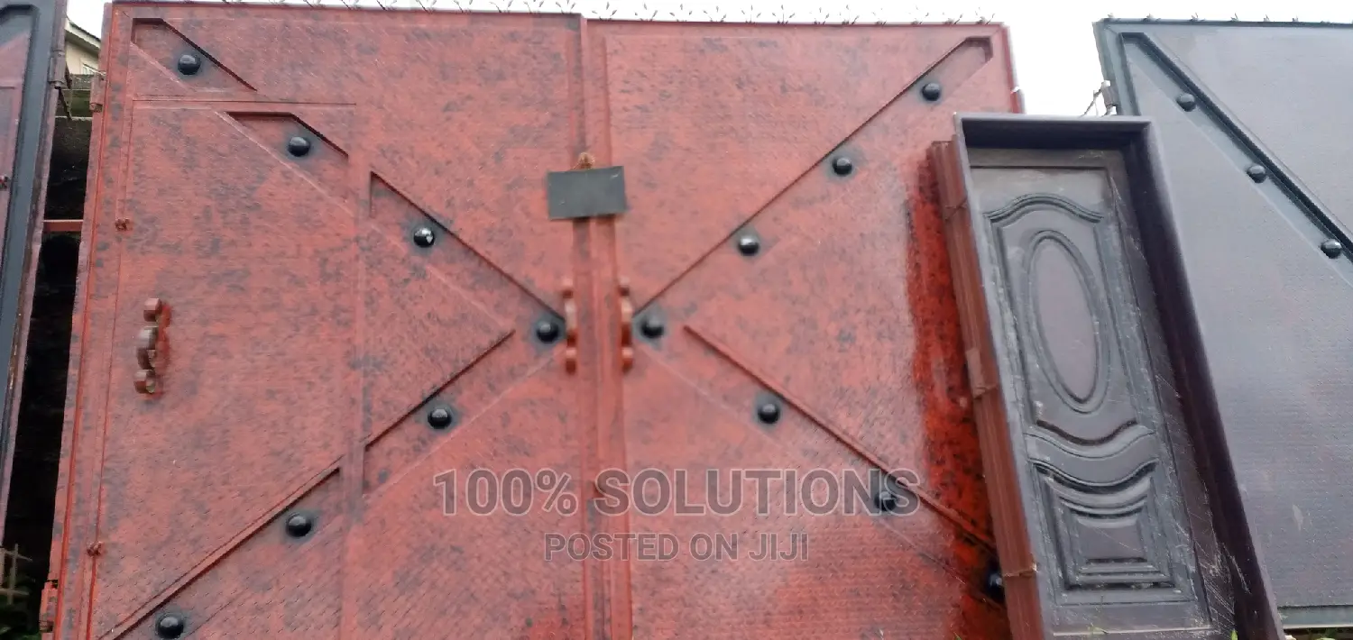 Model and Strong Design 12ft by 8ft Gate for Sales.