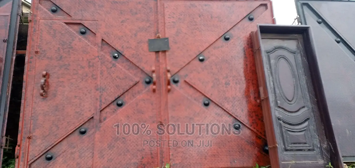 Model and Strong Design 12ft by 8ft Gate for Sales.