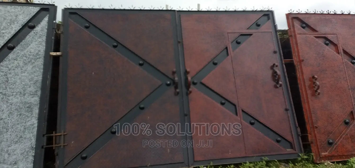 New Strong Design 12ft by 8ft Gate for Sales.
