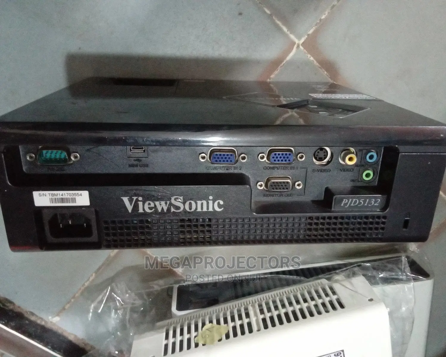 London Used Viewsonic Projector for Your Office and School