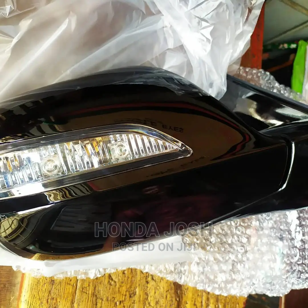 Side Mirror With Lights 2010-2015 Honda Crosstour