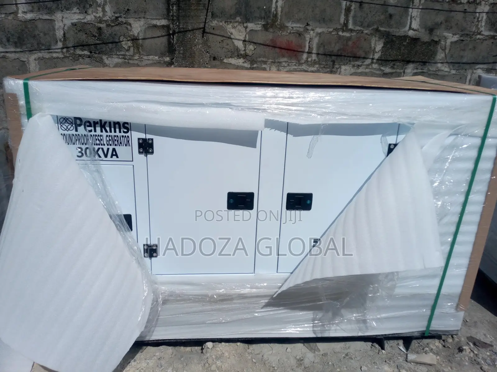 30kva Perkins Soundproof Generator With Minimum Low Sound
