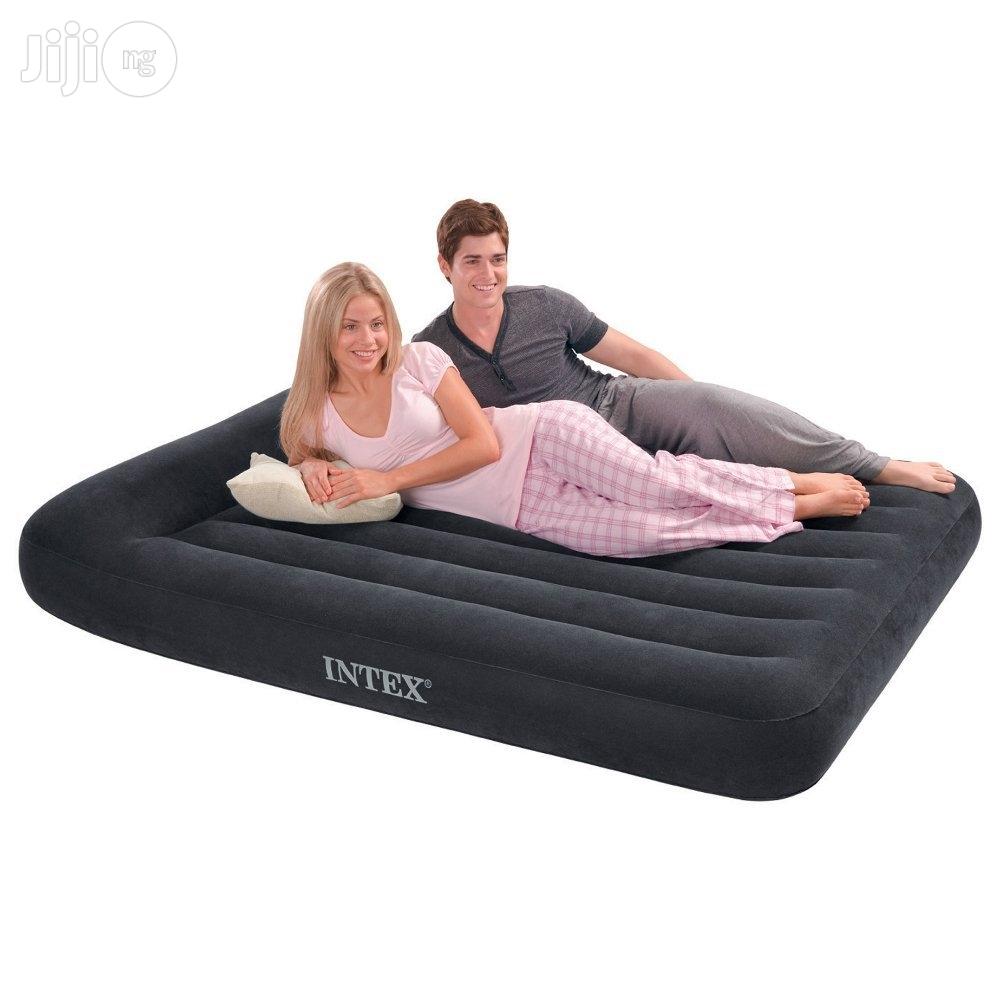 Pillow Rest Raised Air Mattress With Electric Pump