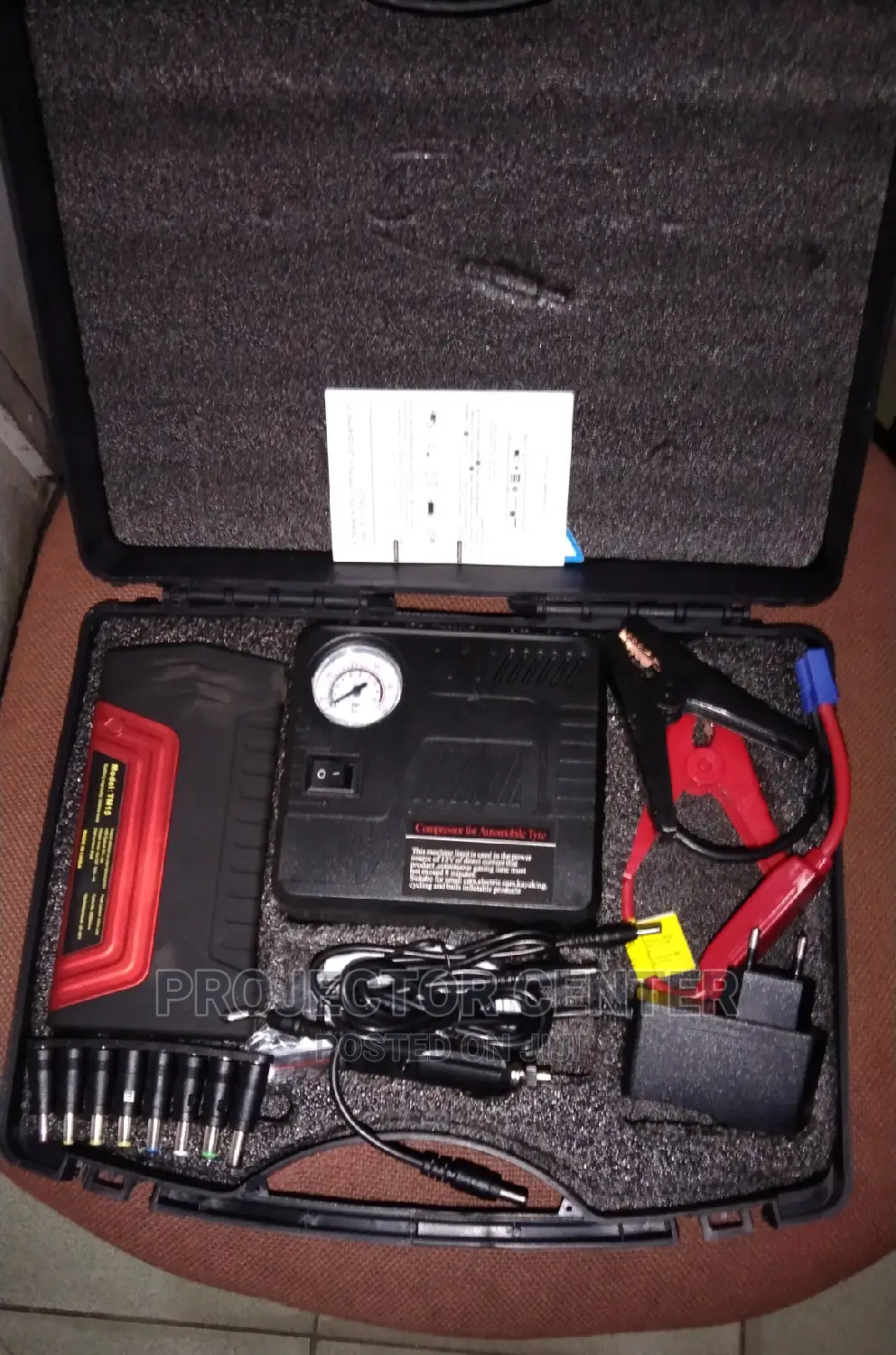 Automobile High Power Jump Starter With Tyre Inflator