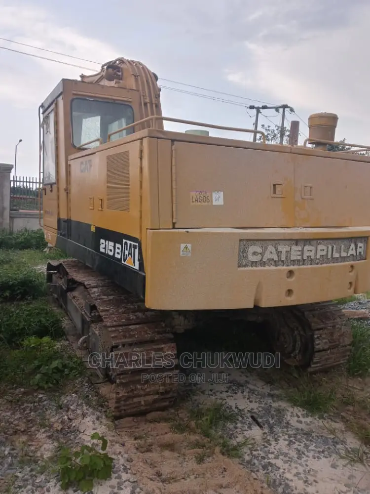 215b Excavator Single Pump