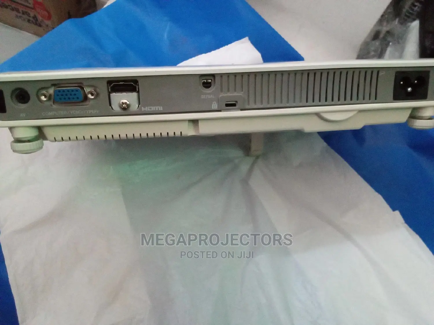 Slim Casio Projector With HDMI and VGA Port