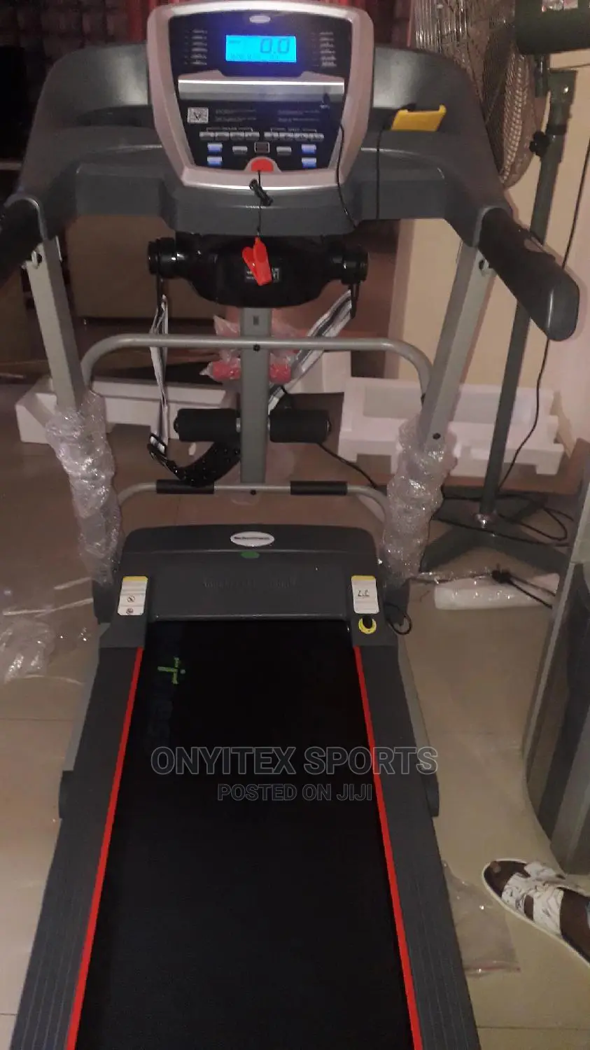 2.5hp Tekno Fittines Treadmill