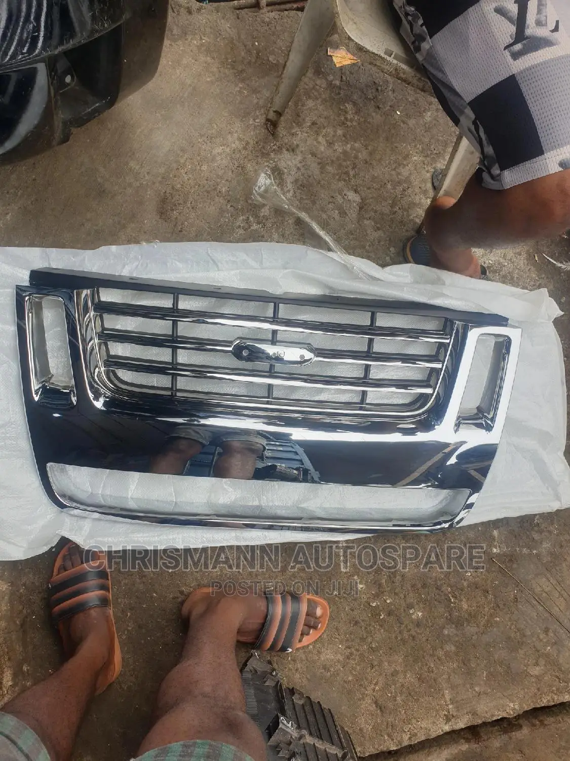 Front Grille Ford Explorer 2007 2008 2009 2010