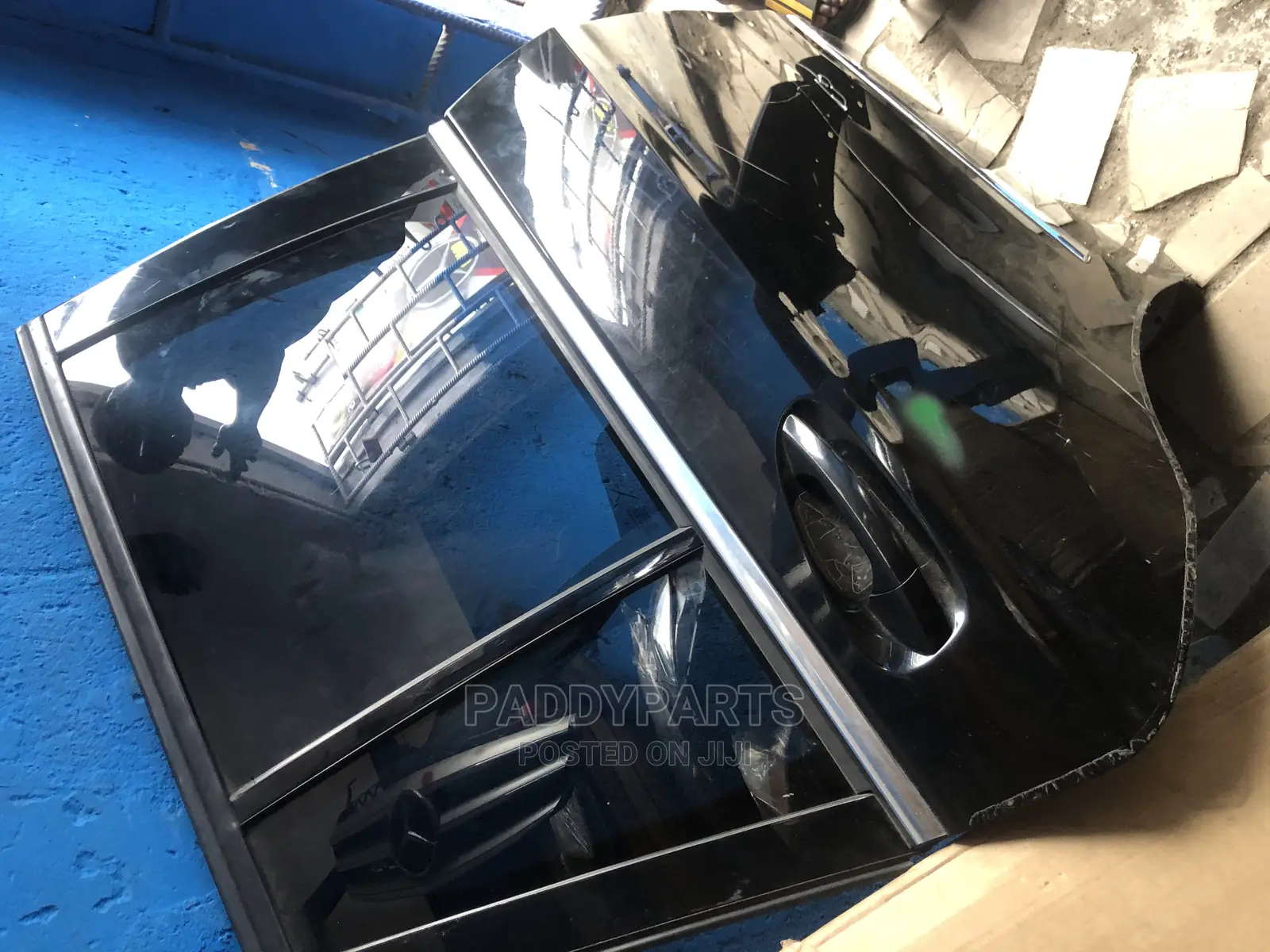 Mercedes Glk350 Door (Complete)