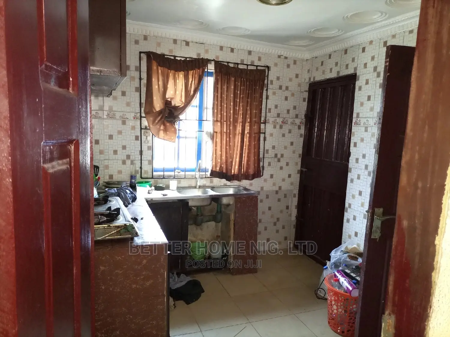 3bdrm Bungalow in Arowona Adegbeye, Ibadan for sale