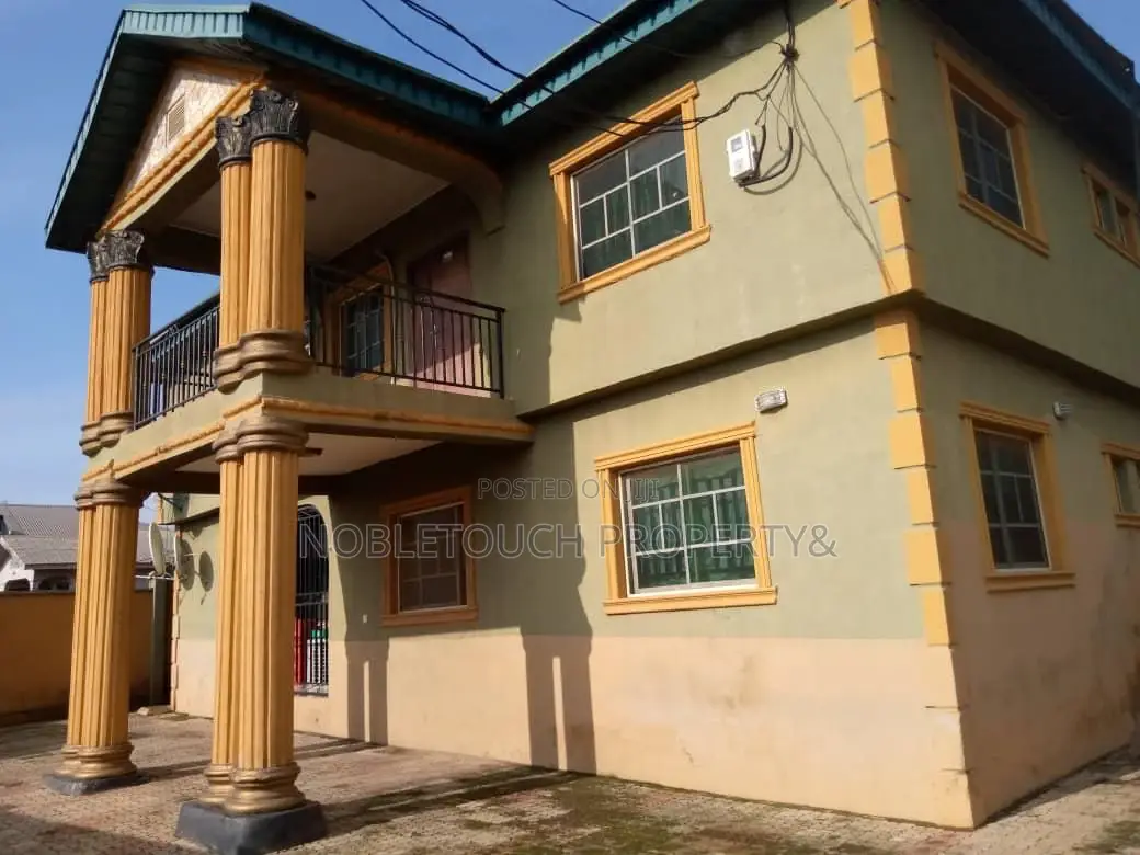 3bdrm Block of Flats in Adiyan Alagbado, Ifo for sale