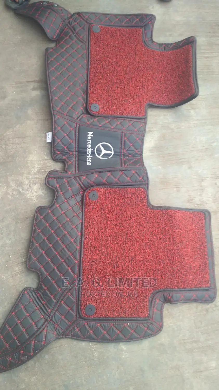 Quality Mercedes Benz All Round Foot/Floor Mat.