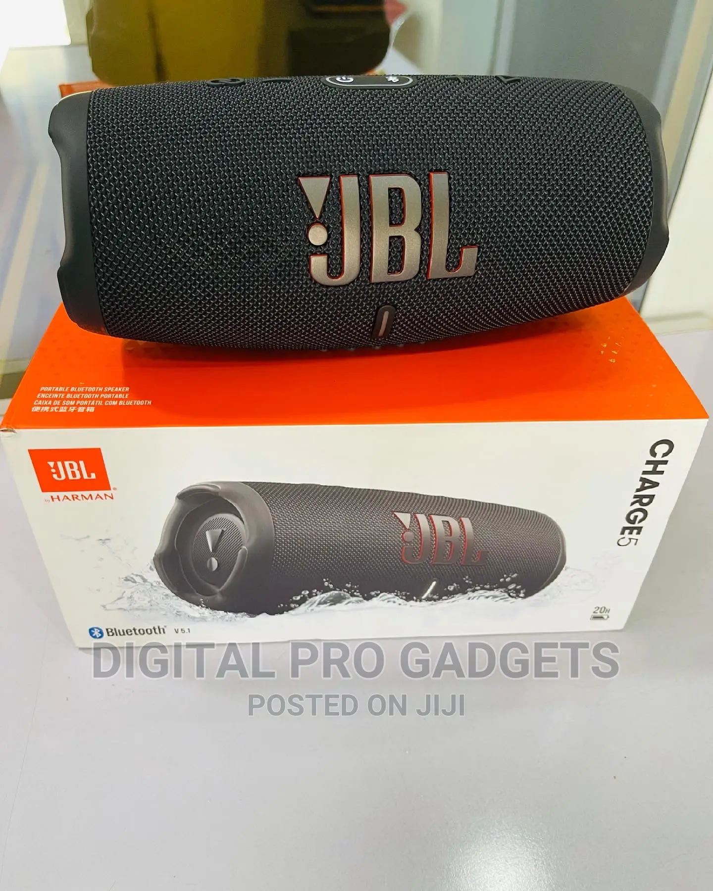 JBL Charge 5