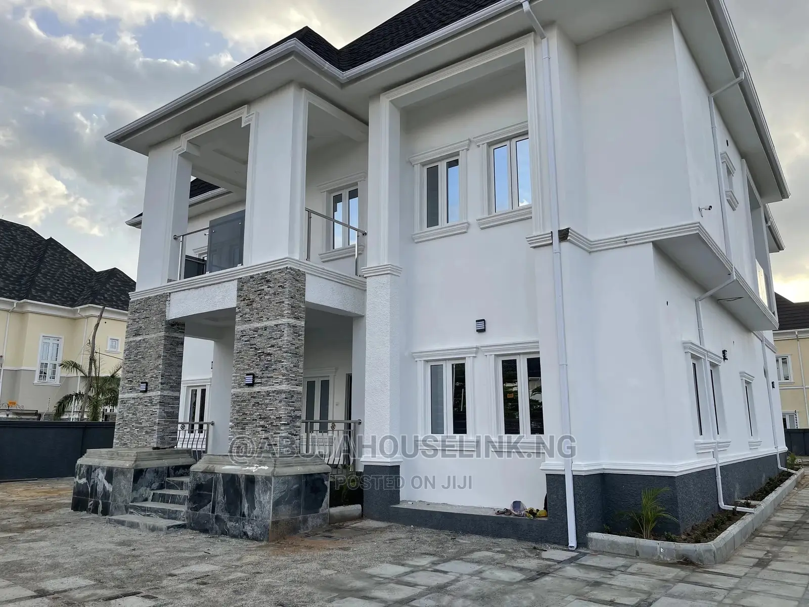 Furnished 5bdrm Duplex in Efab Metropolis, Gwarinpa for sale