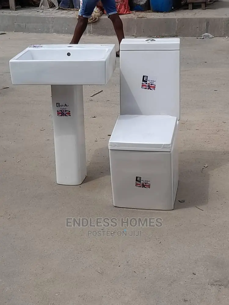 High Quality Power Flushing Water Closet
