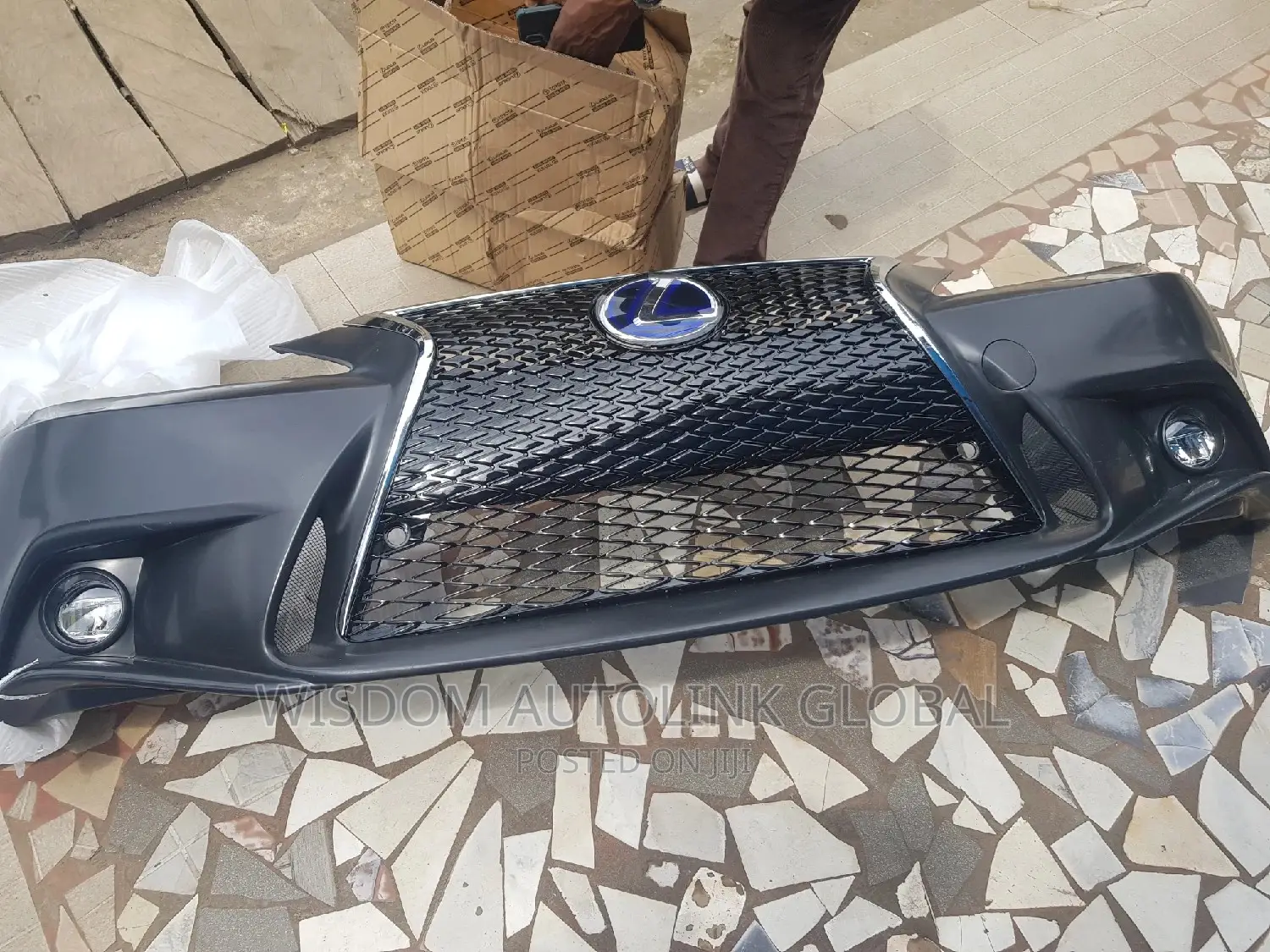 Complete Front Bumper For Lexus Is250 2014