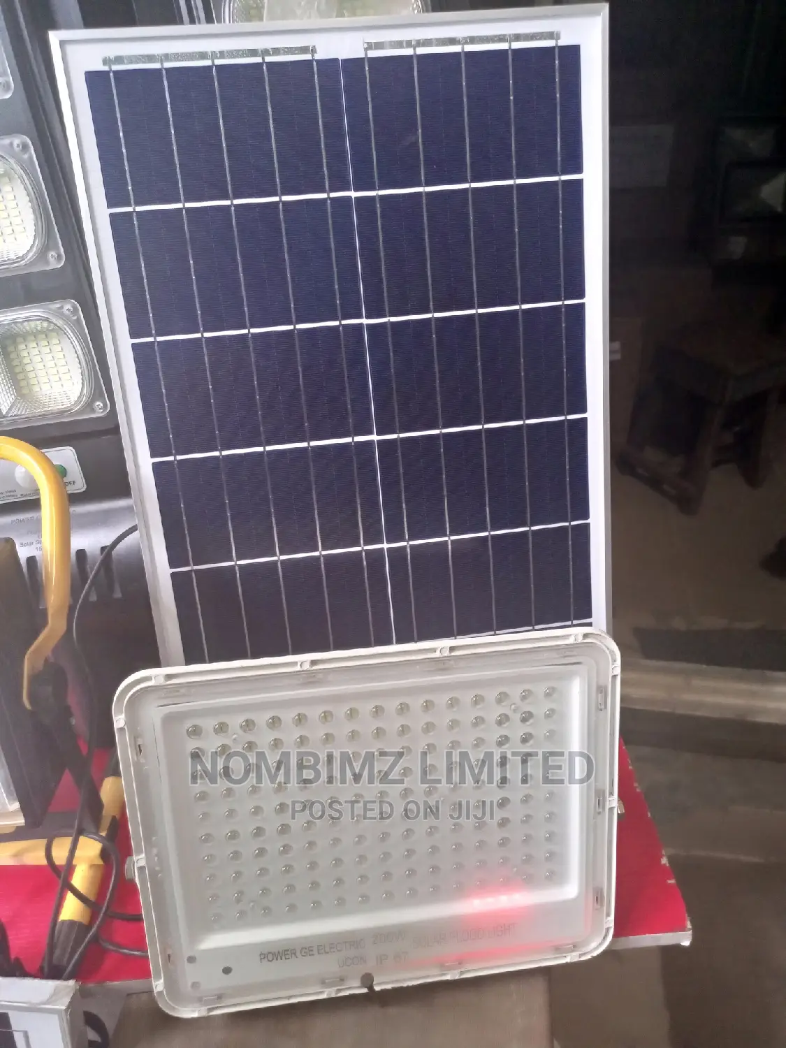 200w Multiple Eyes All in One Solar Flood Light