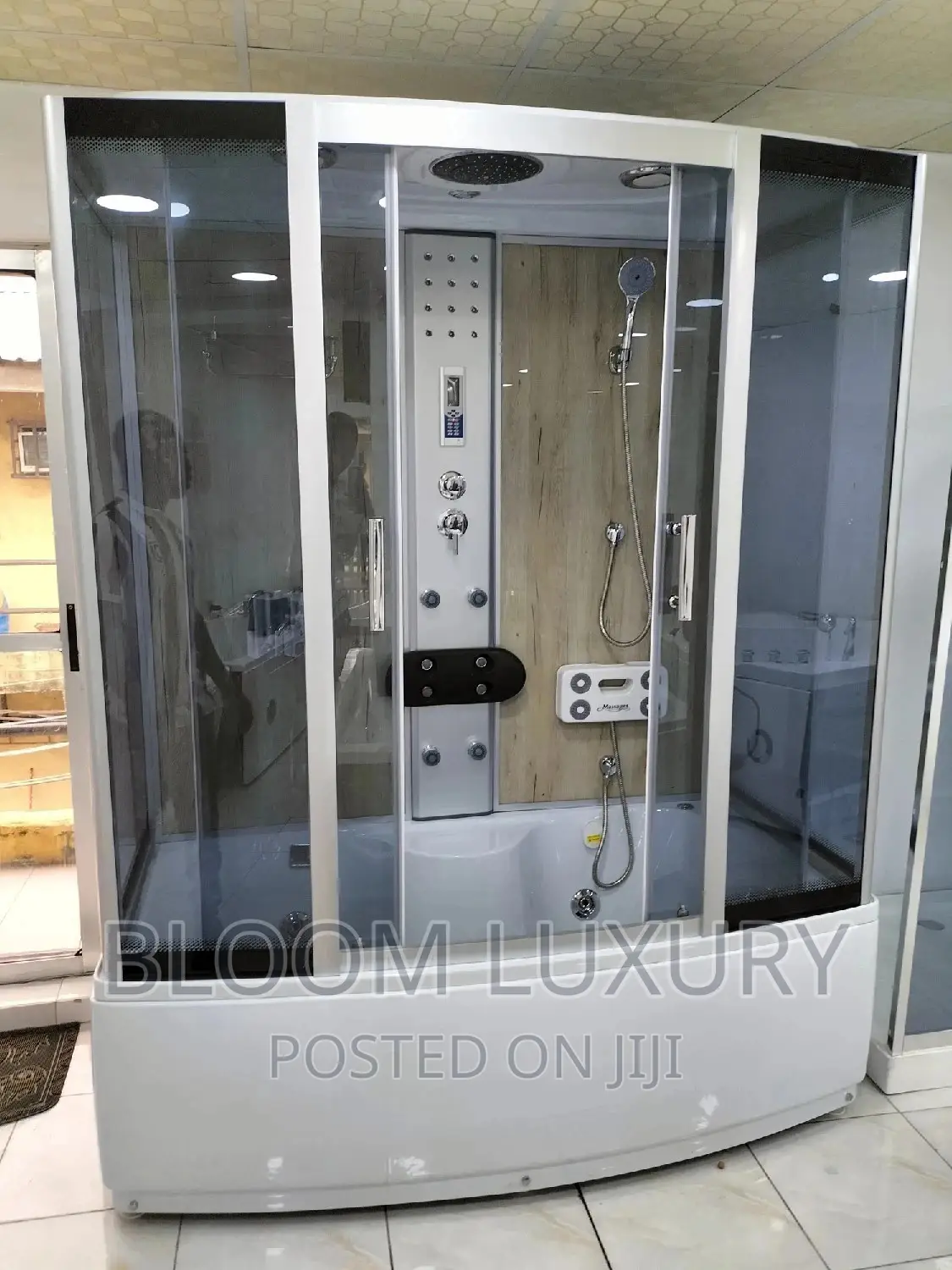 Jacuzzi Steam Shower Size- 170×85cm