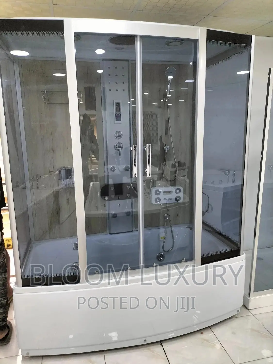 Jacuzzi Steam Shower Size- 170×85cm