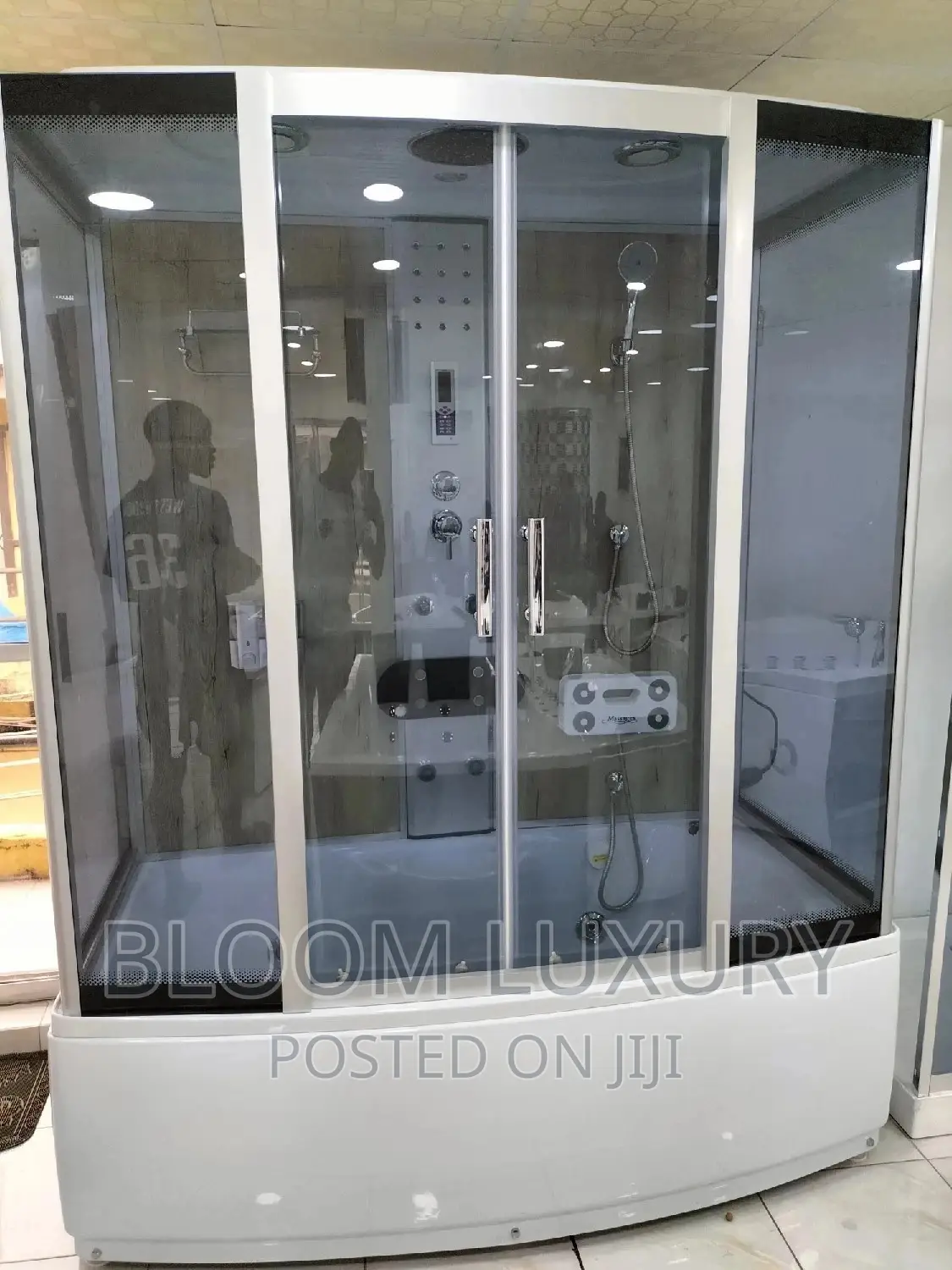 Jacuzzi Steam Shower Size- 170×85cm