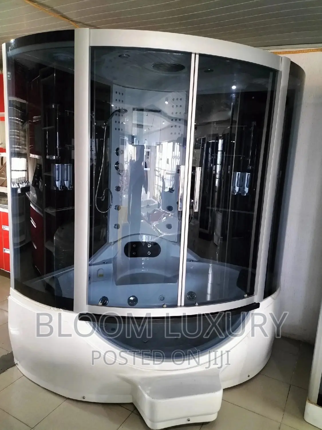 Jacuzzi Steam Shower Size- 150×150cm