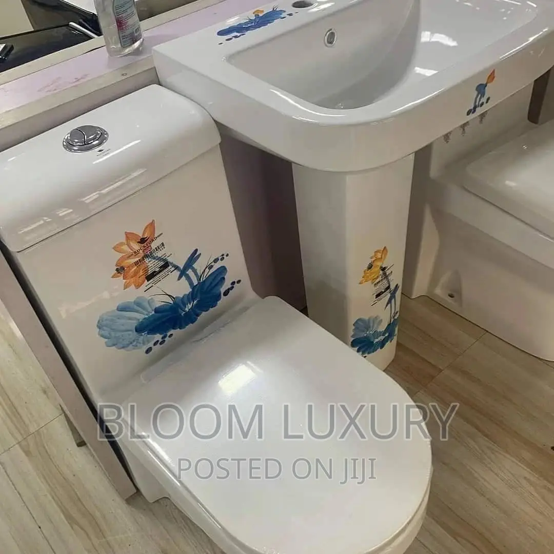Water Closets (Decor)