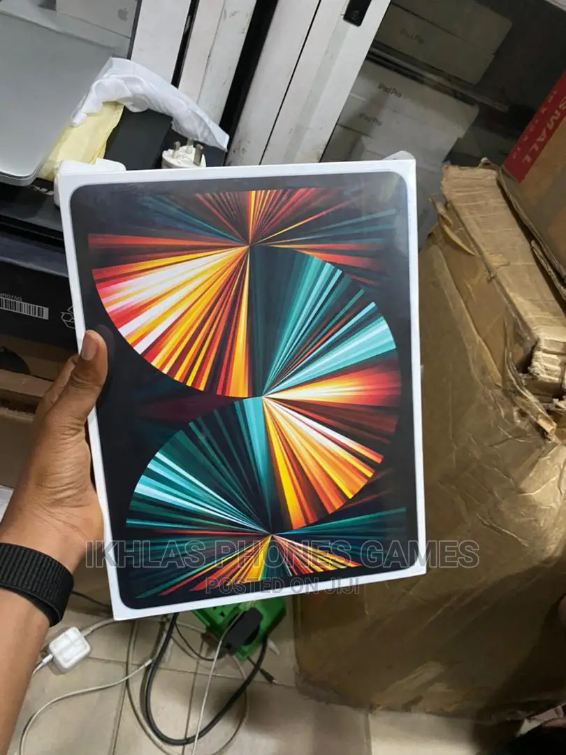 New Apple iPad Pro 12.9 (2021) 128 GB