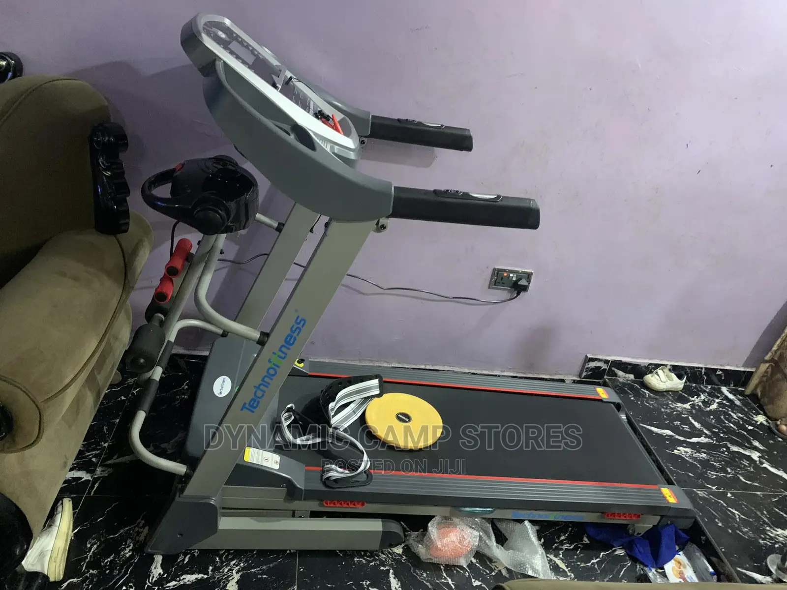 2.5hp Treadmil Technofitness Brand New New