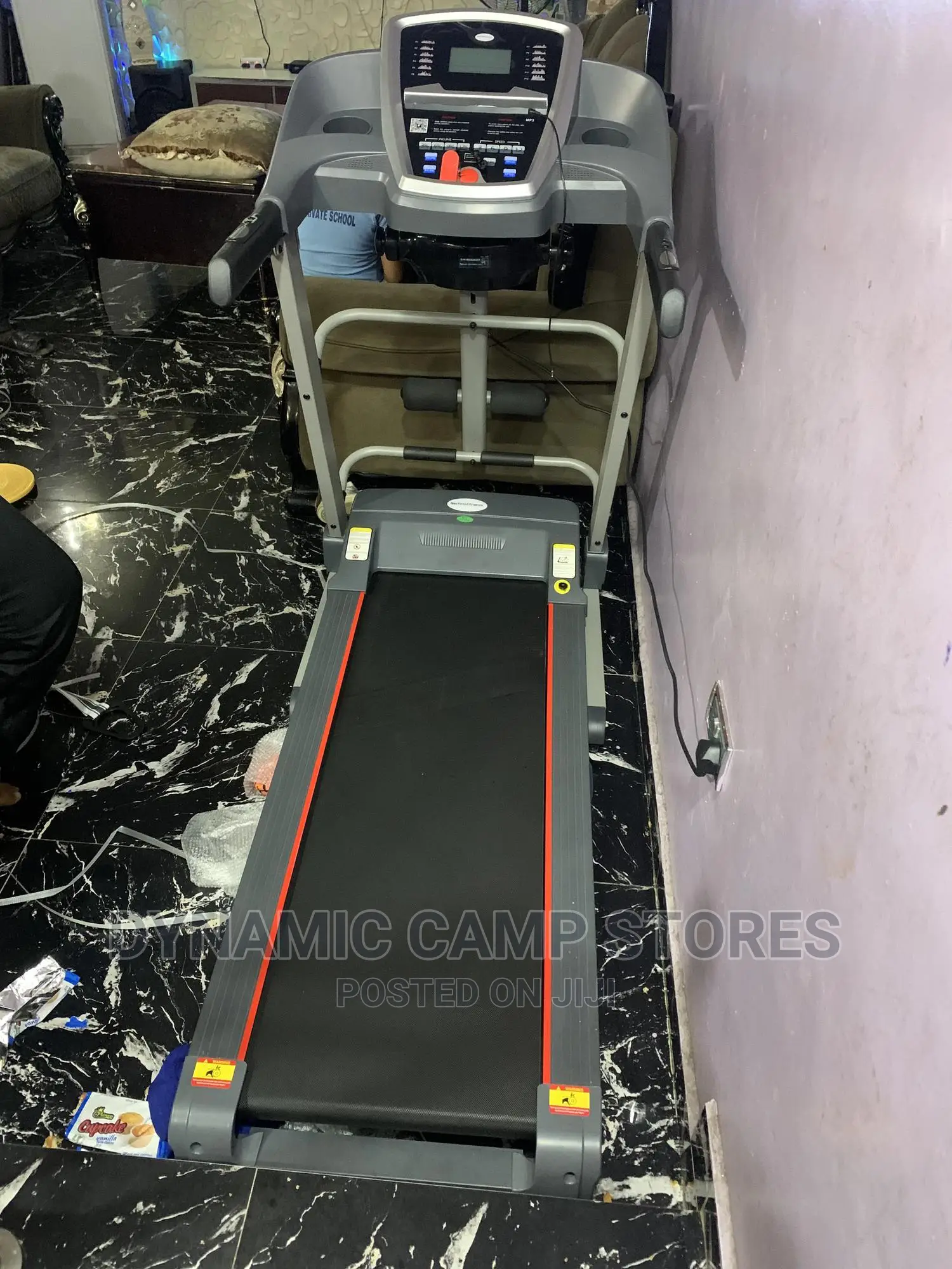 2.5hp Treadmil Technofitness Brand New New