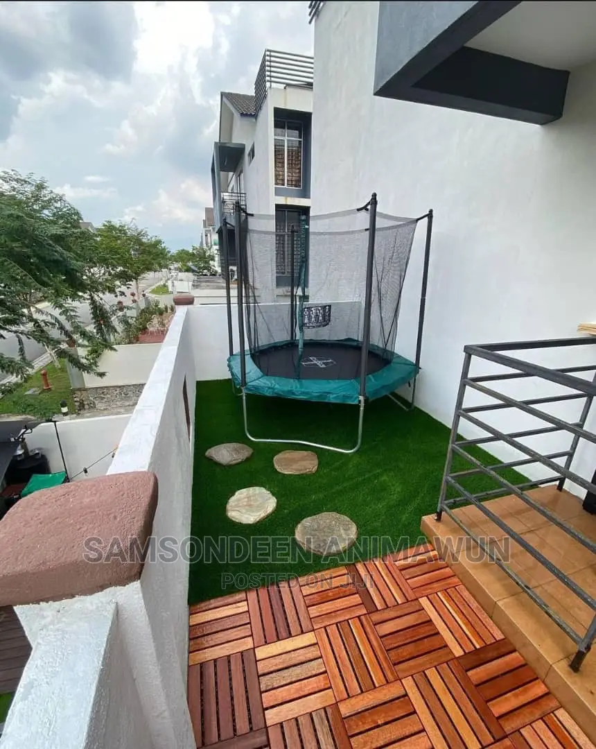 Contact Us for Your Quality Artificial Grass (Free Delivery