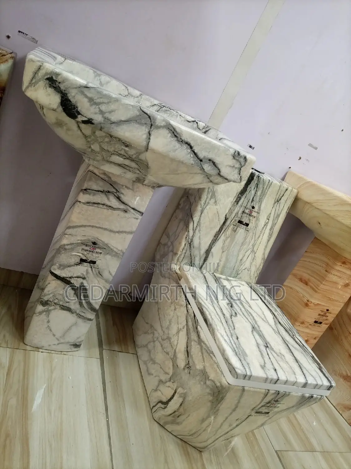 Rockford Thundermarble Water Closet