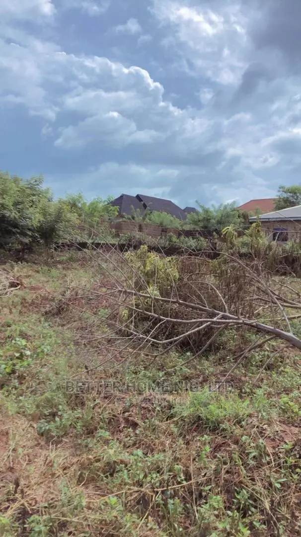 Plot of Land With Survey Plan and Legal Agreement