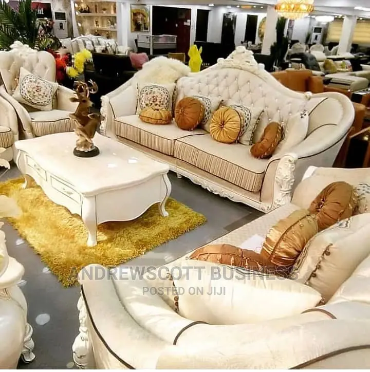 Royal Sofa Chair by Seven Seaters