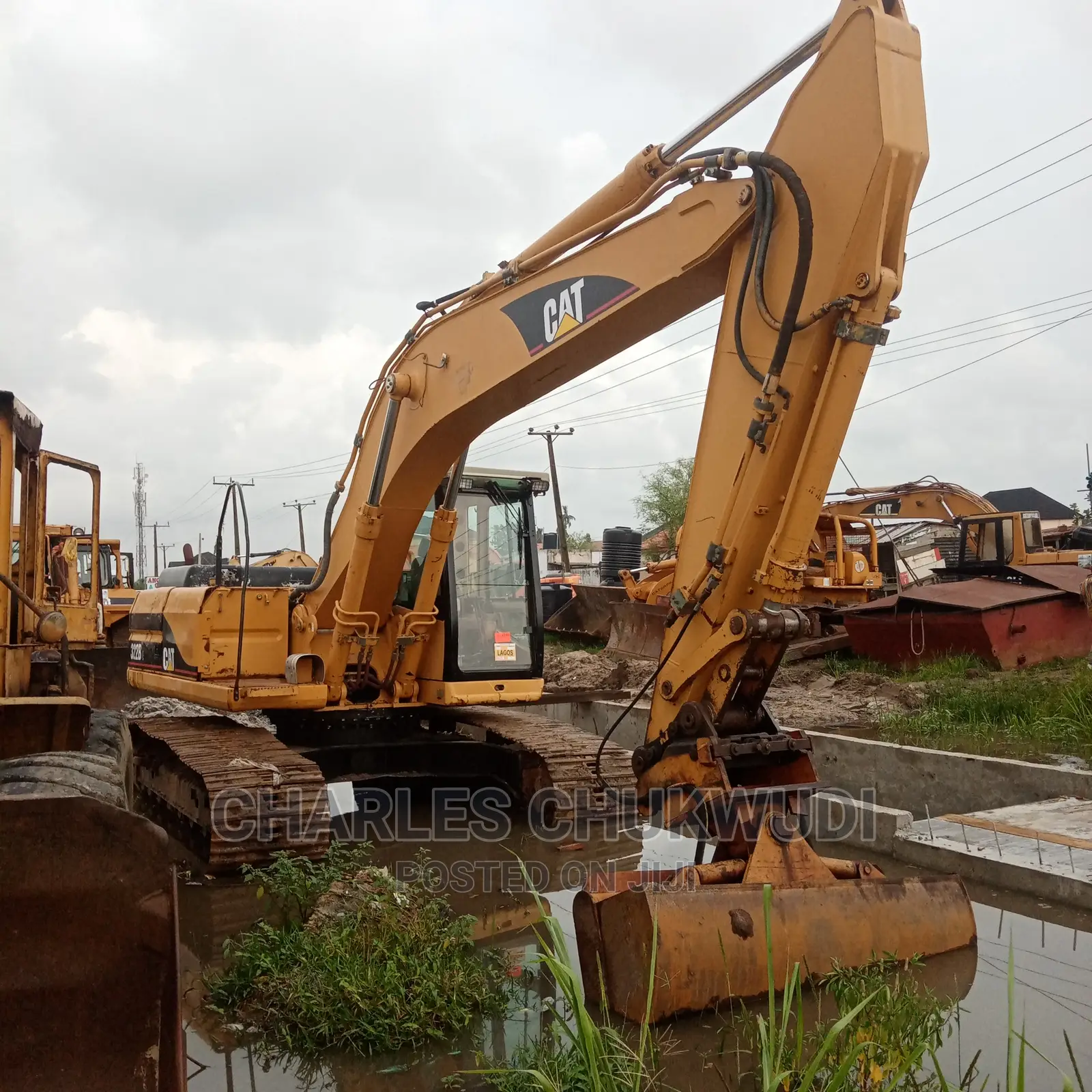 322bl Excavator Tokunbo