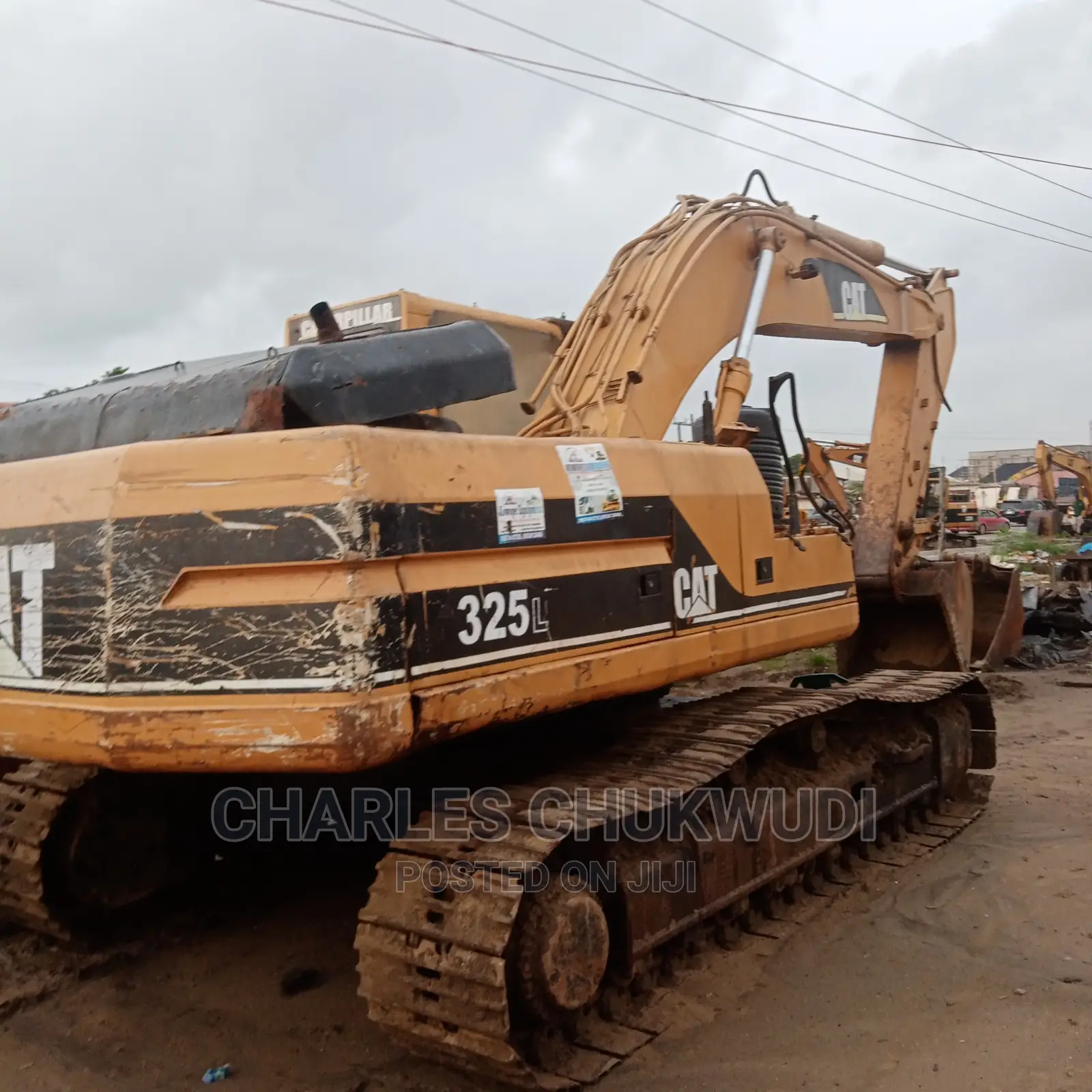 325l Excavator Nigerian Used