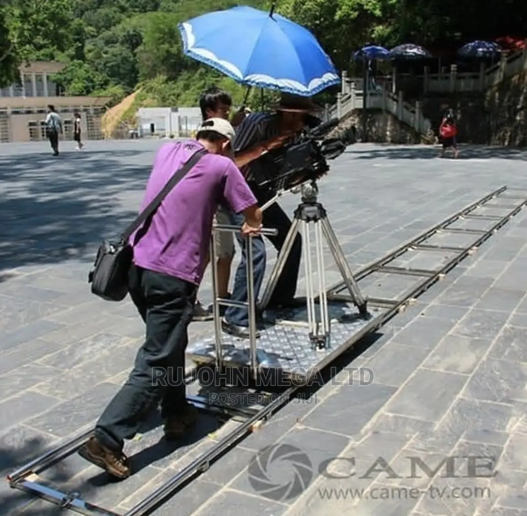 Professional Track and Dolly for Film Production