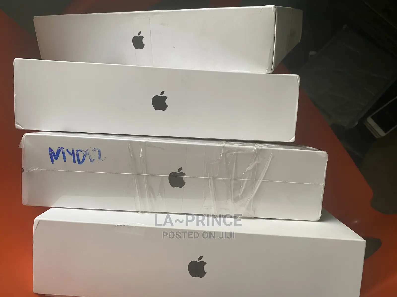 New Laptop Apple MacBook Pro 2020 8GB Intel Core I5 SSD 500GB