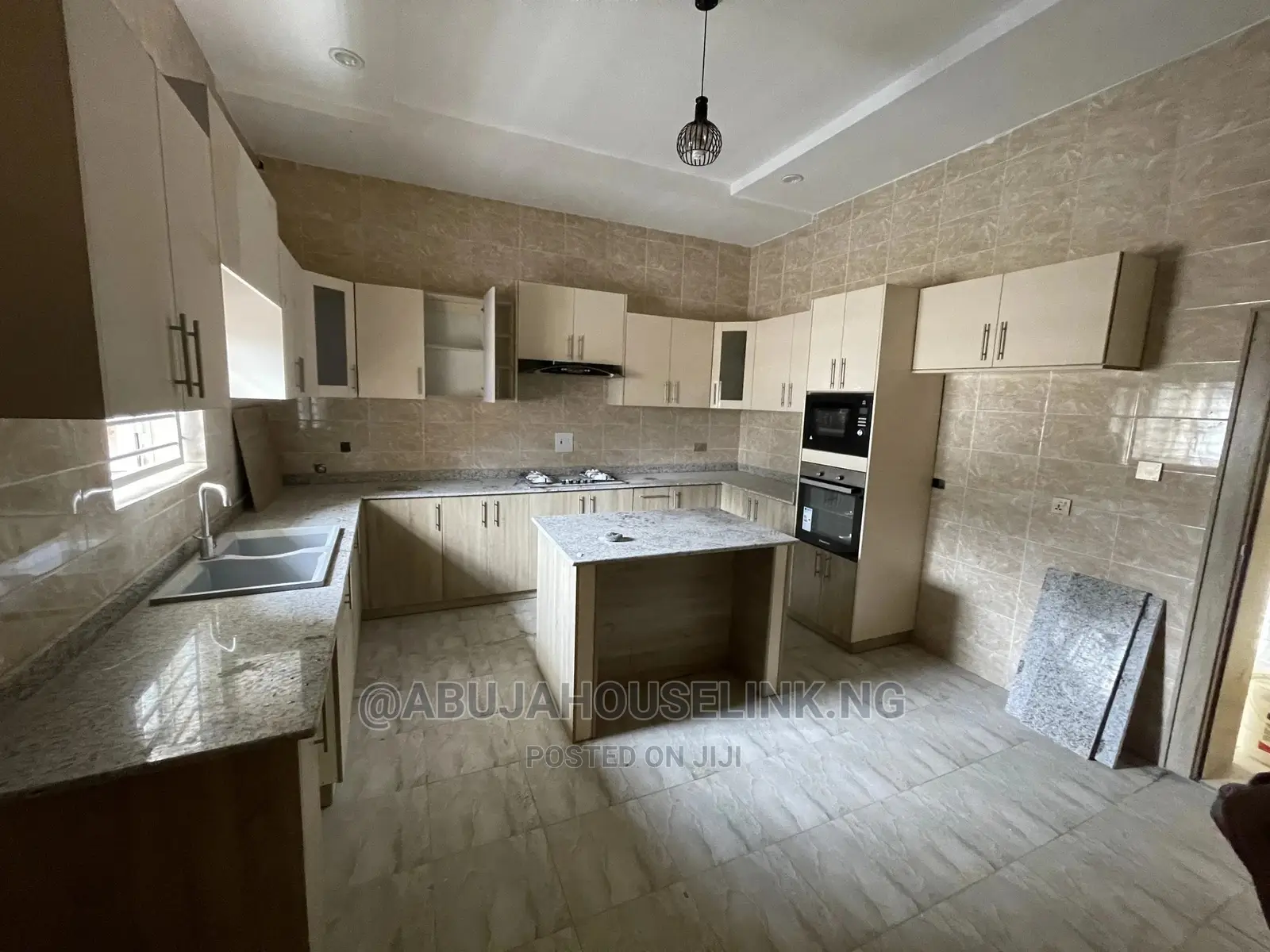 Furnished 7bdrm Duplex in Efab Metropolis, Gwarinpa for sale