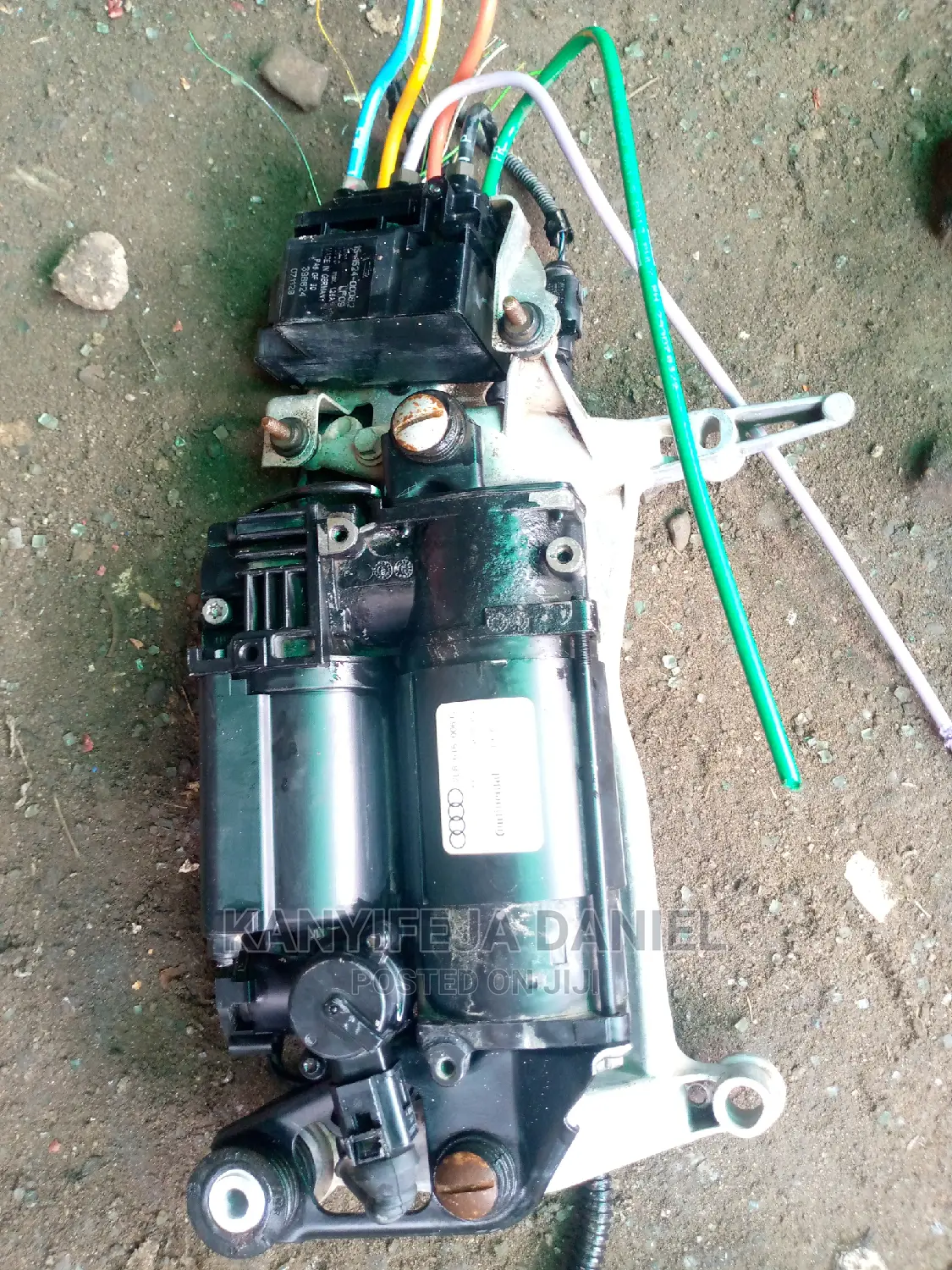 Air Suspension Pump for Audi Q7, Touareg
