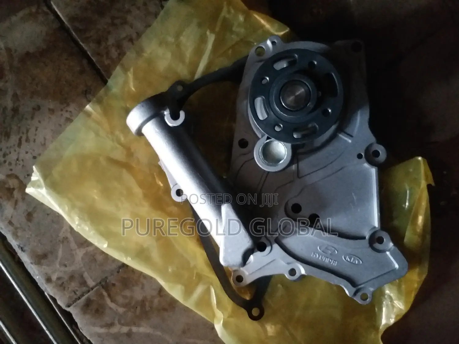 Original Water Pump for Kia Sorento 2013