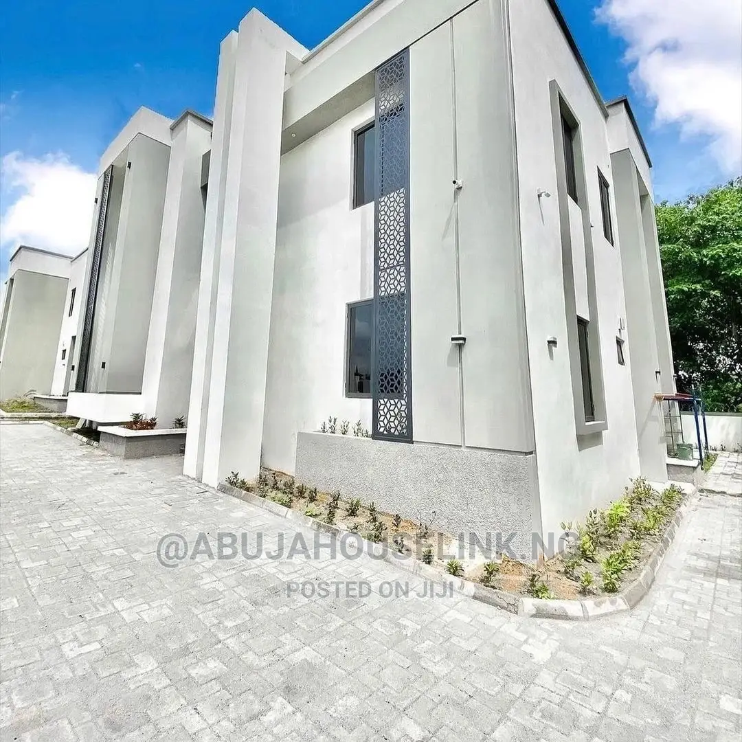 Furnished 4bdrm Duplex in Asokoro for sale